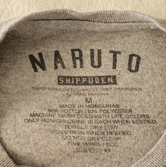 Naruto Team 7 T Shirt Hidden Leaf Village Grey size Medium Preowned Great Cond - Picture 3 of 6